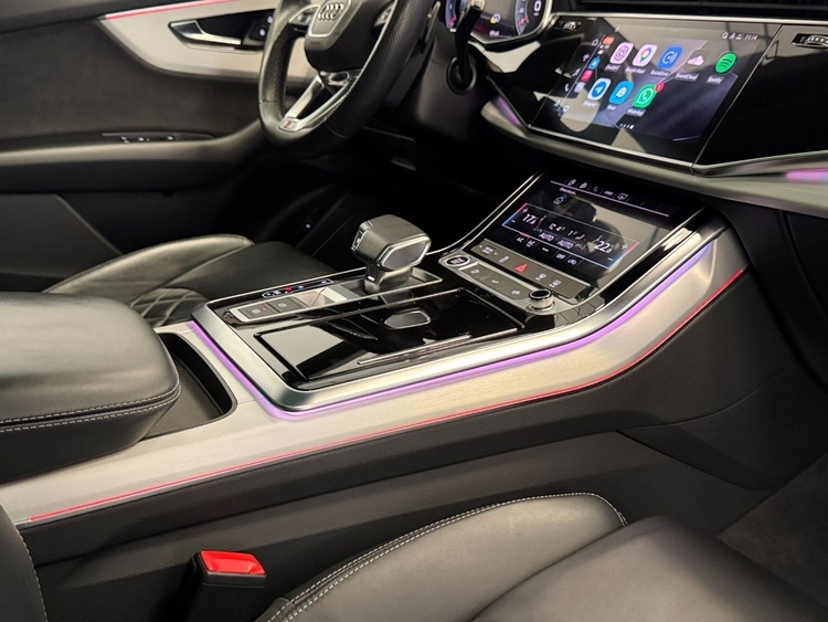 Audi Q8 55TFSI BLACK LIMITED  foto 49