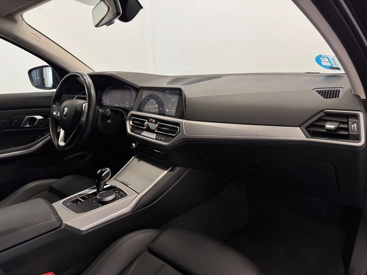 BMW Serie 3 320D  foto 13