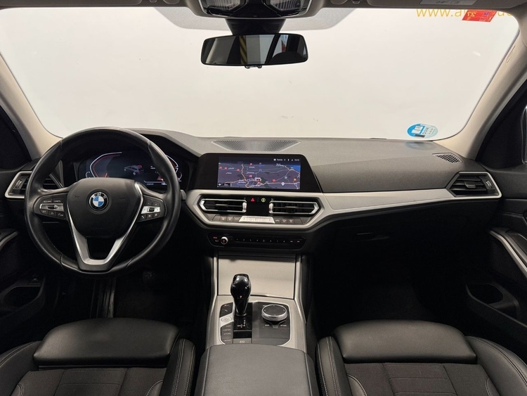 BMW Serie 3 320D  foto 10