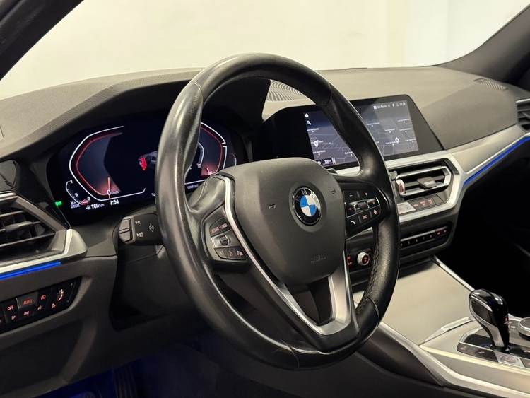 BMW Serie 3 SERIE 320D foto 20
