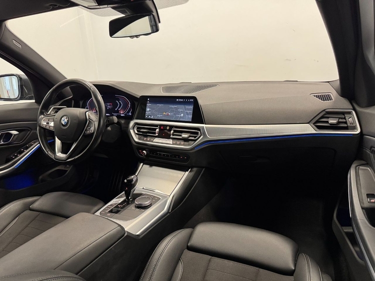 BMW Serie 3 SERIE 320D foto 11