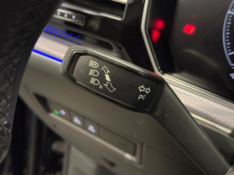 Volkswagen Touareg R 3.0 V6 462CV E-HYBRID foto 18