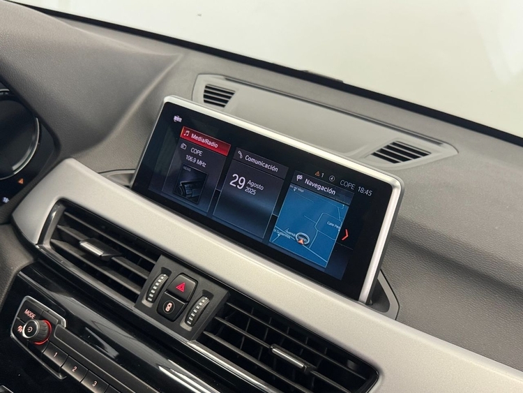 BMW X1 SDRIVE 18D  foto 28