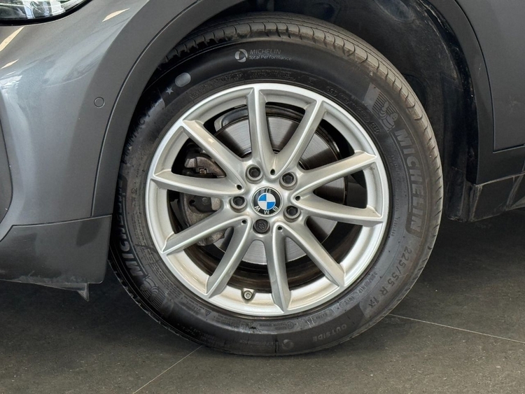 BMW X1 SDRIVE 18D  foto 41