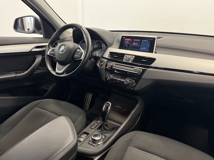 BMW X1 SDRIVE 18D  foto 11