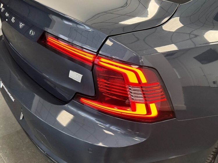 Volvo S90 T8 RECHARGE R-DESIGN foto 45