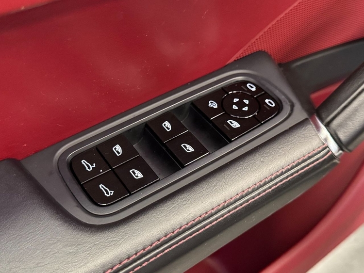 Porsche Cayenne S foto 18