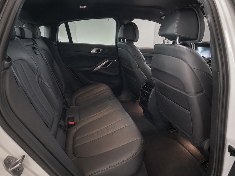 BMW X6 M40D XDRIVE foto 15