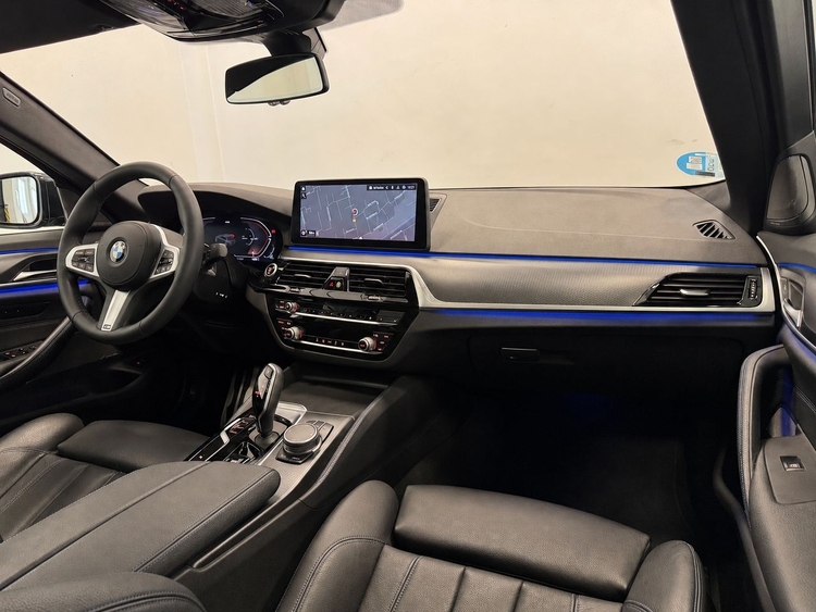 BMW Serie 5 540D M XDRIVE foto 10