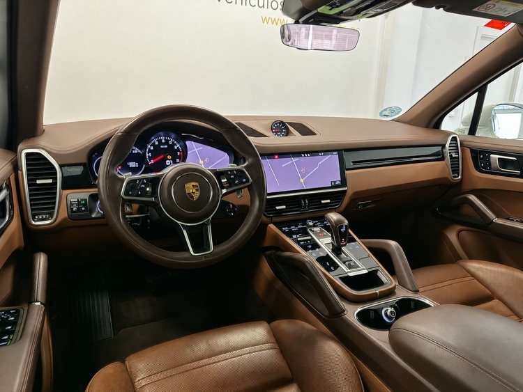 Porsche Cayenne CAYENNE foto 8