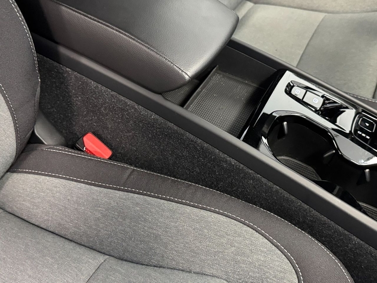 Volvo XC40 T4 PLUS BRIGHT AUTO  foto 34