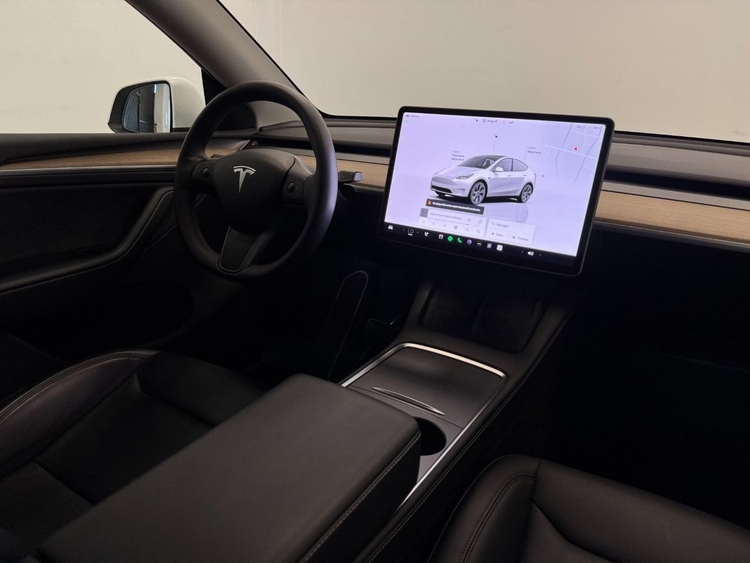 Tesla Model Y GRAN AUTONOMIA RWD foto 12