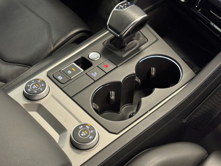 Volkswagen Touareg PREMIUM ELEGANCE foto 33