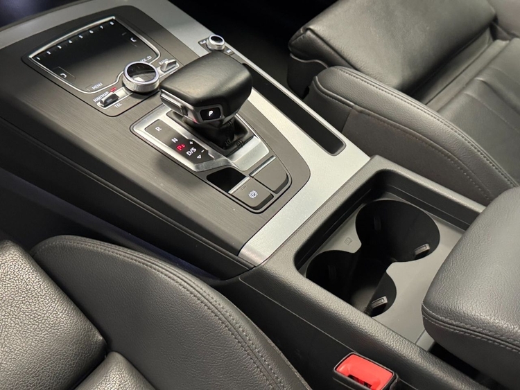 Audi Q5 S LINE QUATTRO S-TRONIC foto 24