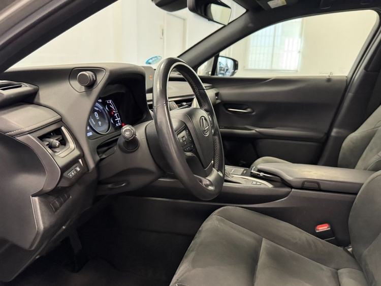 Lexus UX 250H BUSINESS foto 14