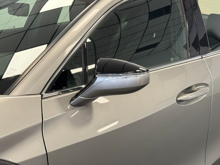 Lexus UX 250H BUSINESS foto 33