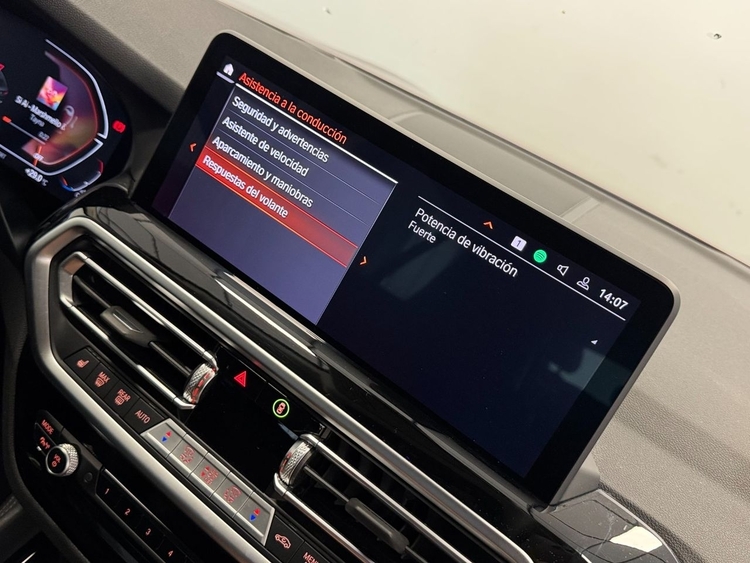 BMW X4 XLINE XDRIVE 30D foto 37