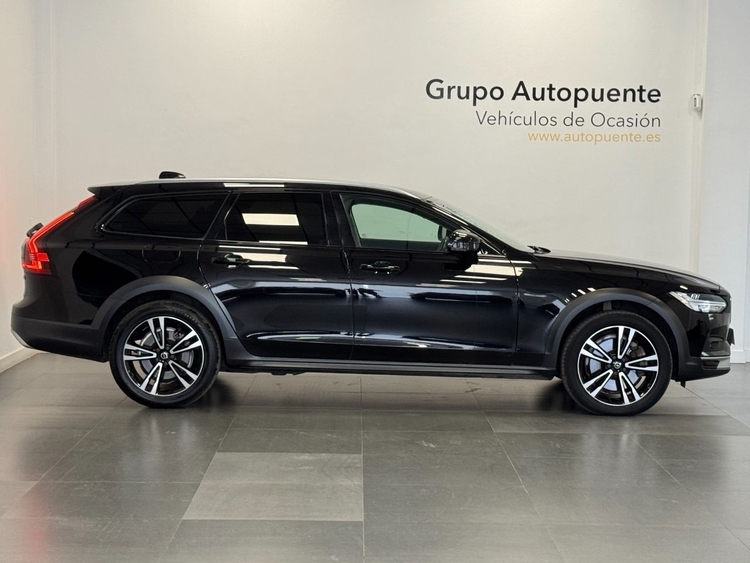 Volvo V90 CROSS COUNTRY B4 D  foto 3