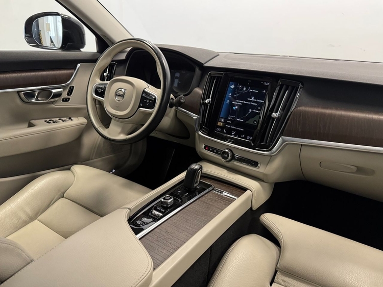 Volvo V90 CROSS COUNTRY B4 D  foto 12