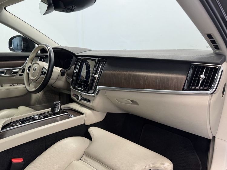 Volvo V90 CROSS COUNTRY B4 D  foto 13