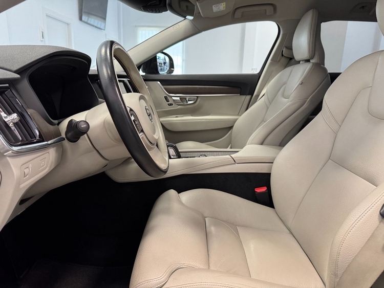 Volvo V90 CROSS COUNTRY B4 D  foto 15