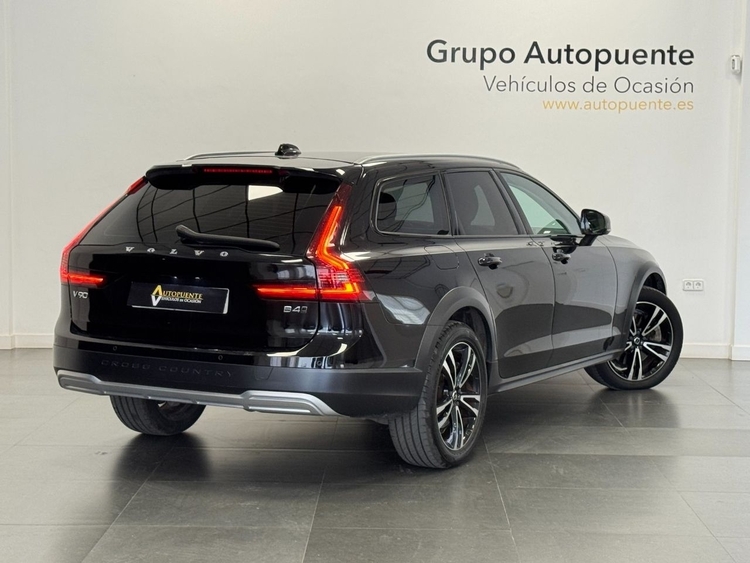 Volvo V90 CROSS COUNTRY B4 D  foto 4