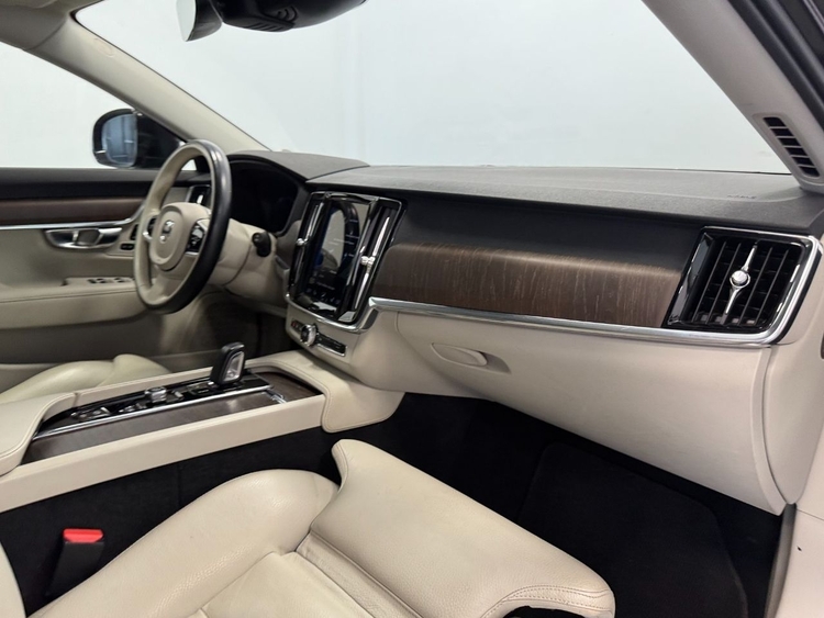 Volvo V90 CROSS COUNTRY B4 D  foto 25