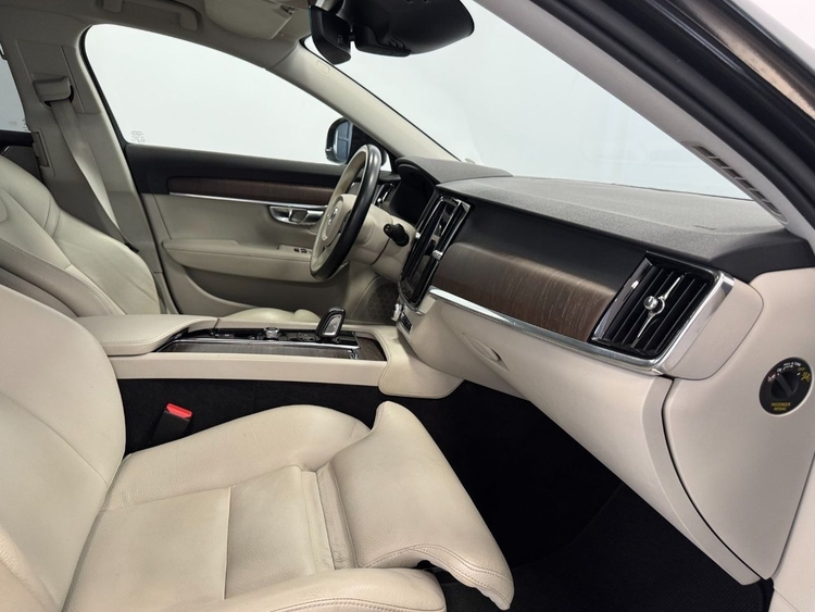 Volvo V90 CROSS COUNTRY B4 D  foto 27