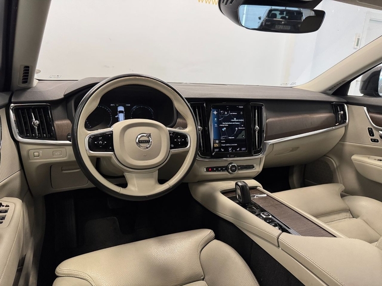 Volvo V90 CROSS COUNTRY B4 D  foto 9