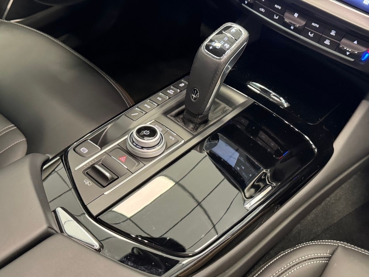 Maserati Levante LEVANTE GRANLUSSO 3.0 V6 foto 38