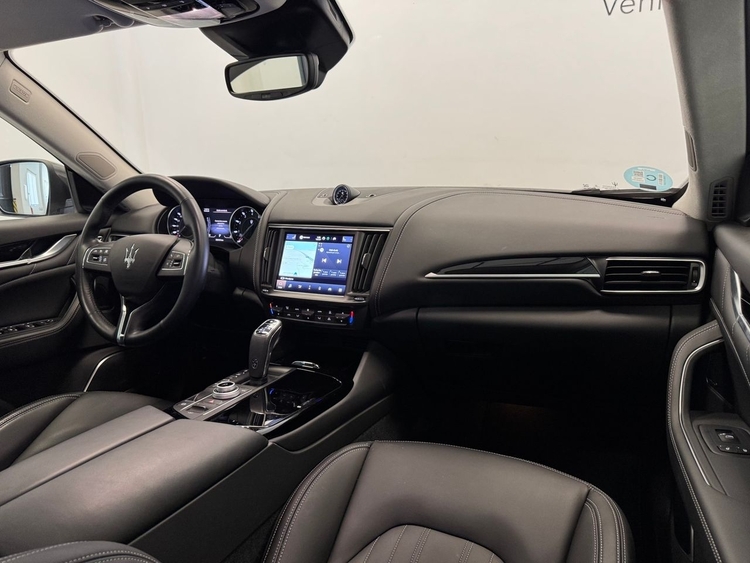 Maserati Levante LEVANTE GRANLUSSO 3.0 V6 foto 10