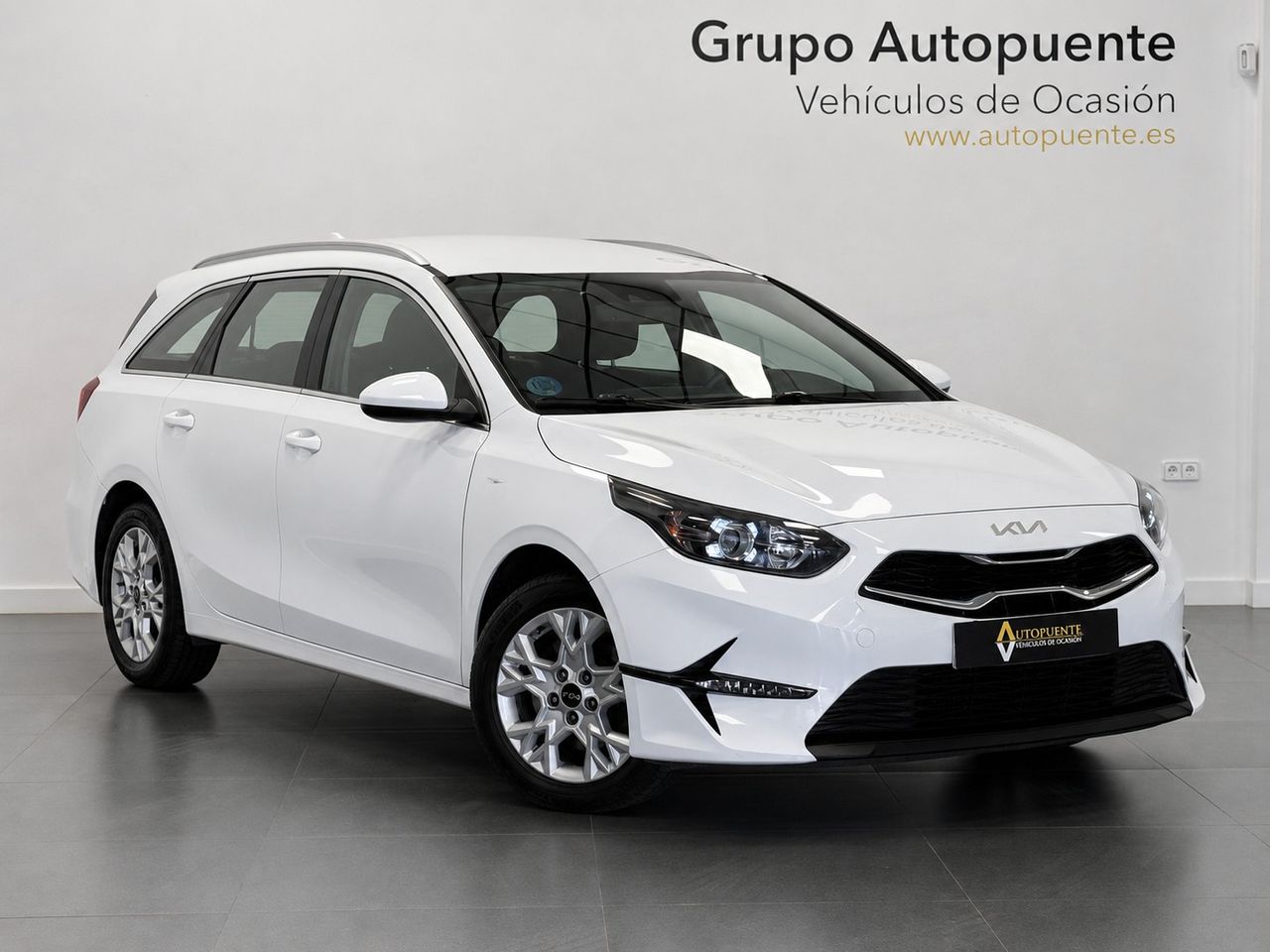 Kia Ceed DRIVE 1.6 MHEV  miniatura 2