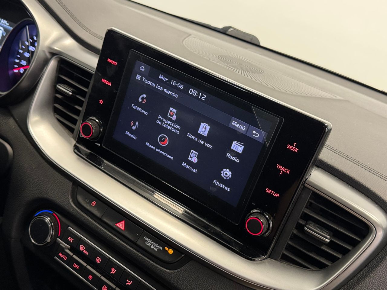 Kia Ceed DRIVE 1.6 MHEV  miniatura 29