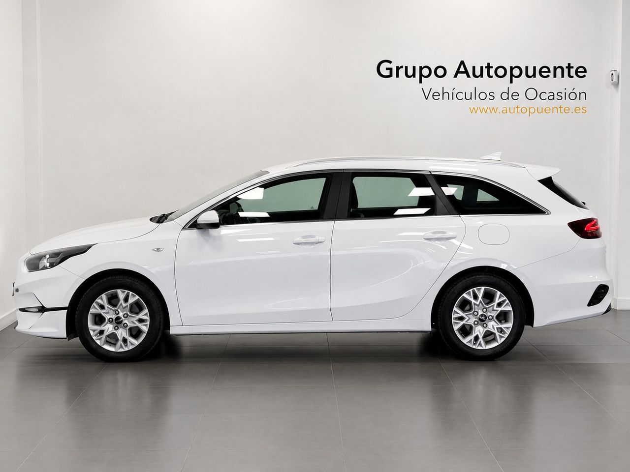 Kia Ceed DRIVE 1.6 MHEV  miniatura 6