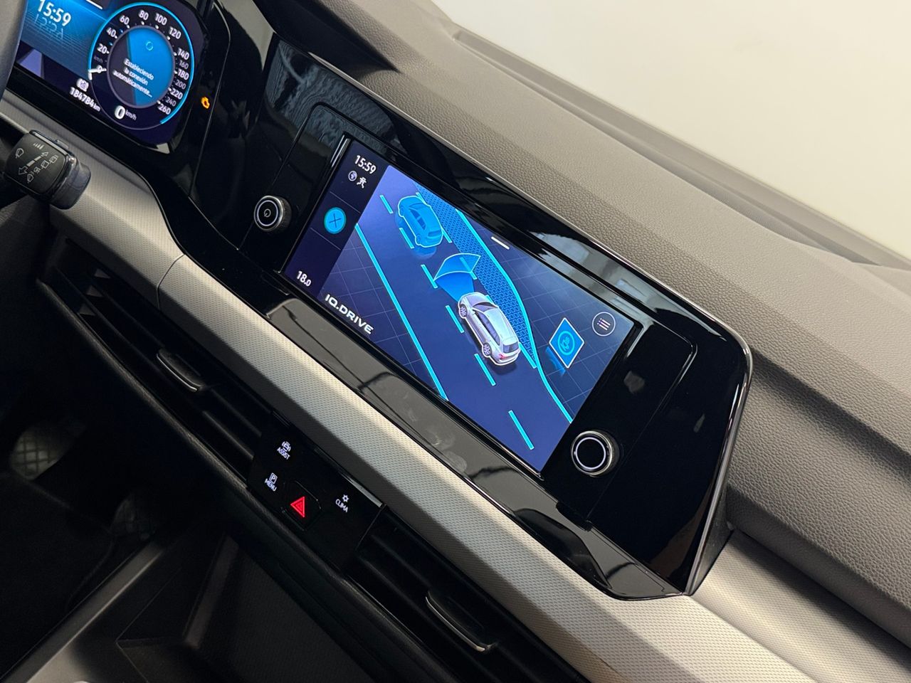 Volkswagen Golf Variant 2.0tdi 115cv foto 29