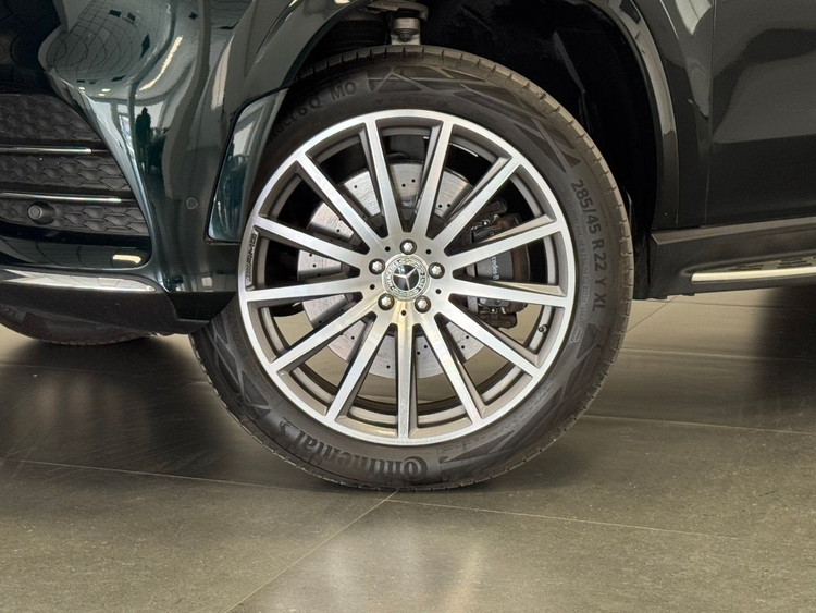 Mercedes GLS AMG 4MATIC 400D foto 57