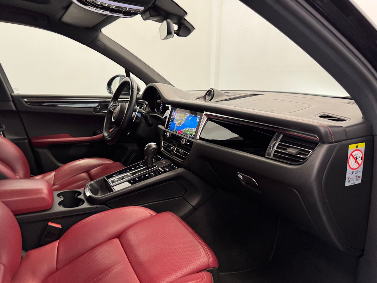 Porsche Macan MACAN S miniatura 24