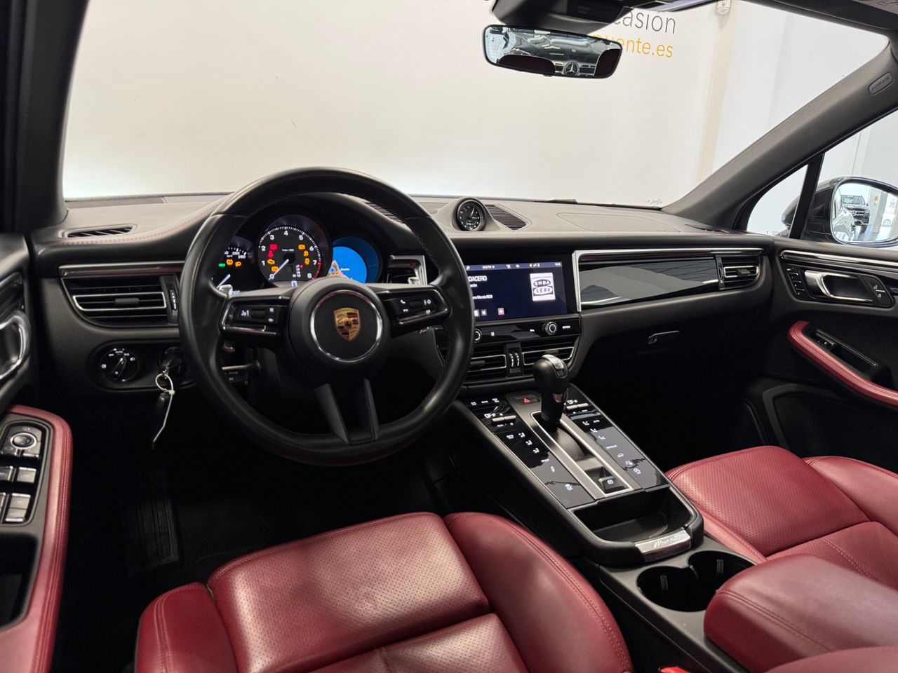 Porsche Macan MACAN S miniatura 9