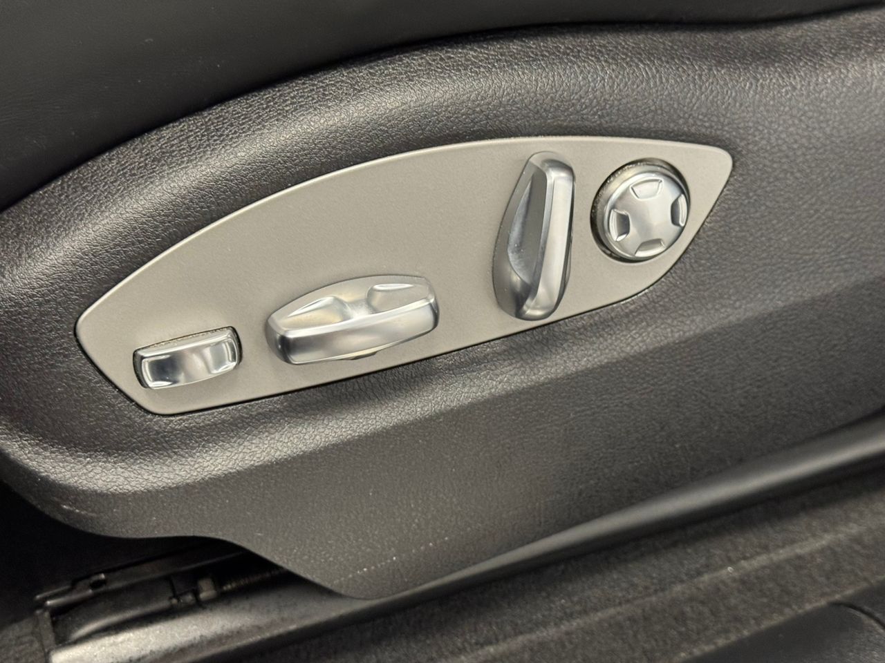 Porsche Macan MACAN S foto 15