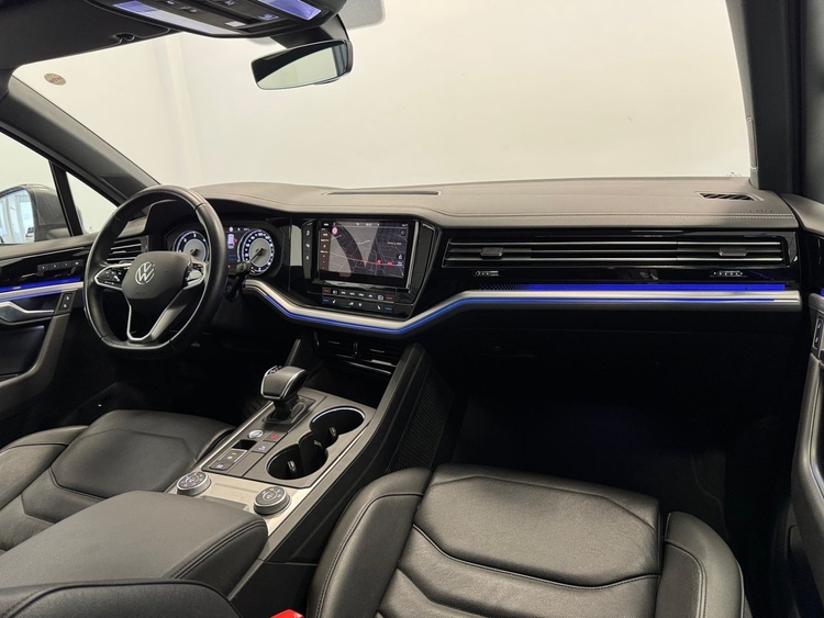 Volkswagen Touareg PREMIUM ELEGANCE  foto 9