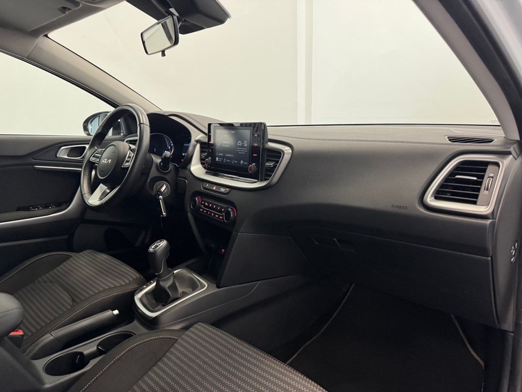 Kia XCeed XCEED IMT DRIVE  foto 12