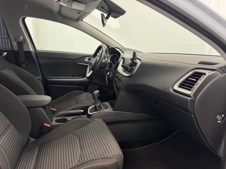 Kia XCeed XCEED IMT DRIVE  foto 27