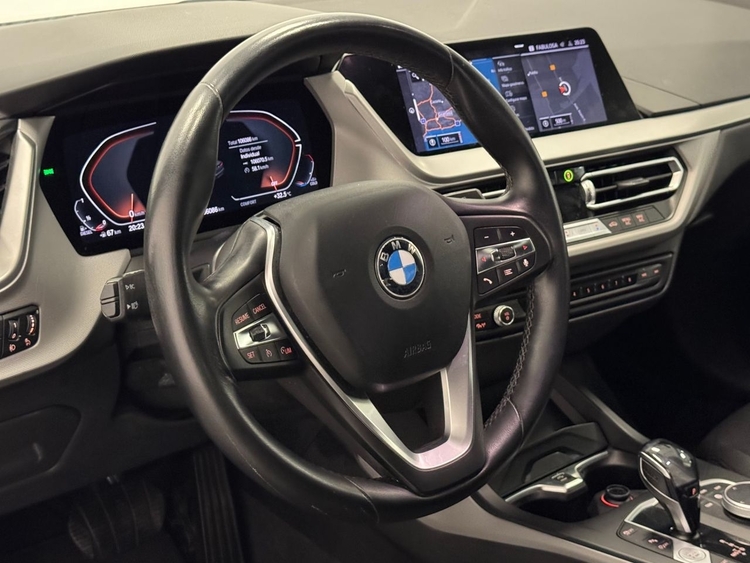 BMW Serie 2 218D GRAN COUPE foto 18