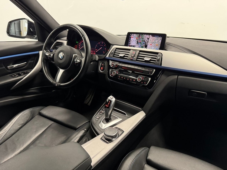 BMW Serie 3 318D AUTO M foto 12
