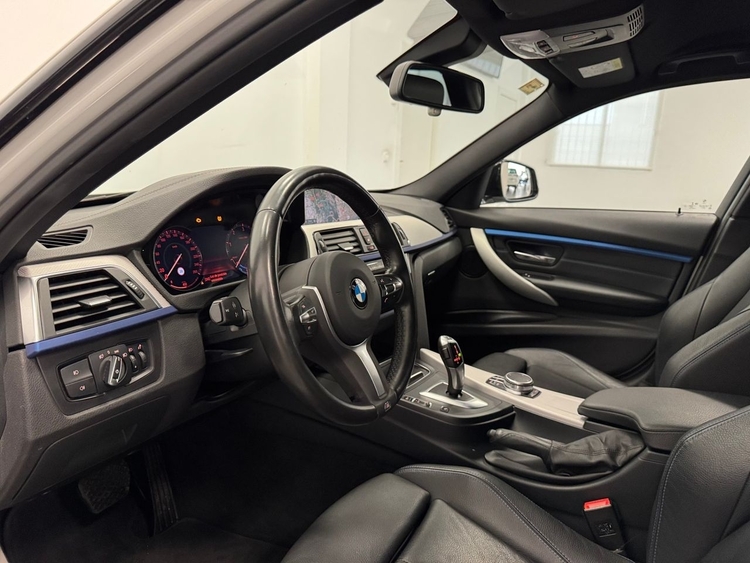 BMW Serie 3 318D AUTO M foto 14