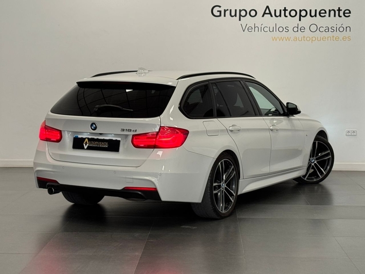BMW Serie 3 318D AUTO M foto 4