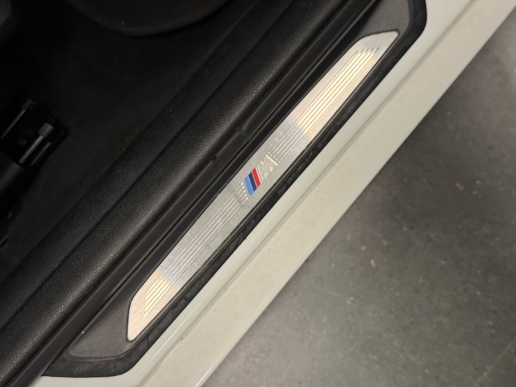 BMW Serie 3 318D AUTO M foto 32