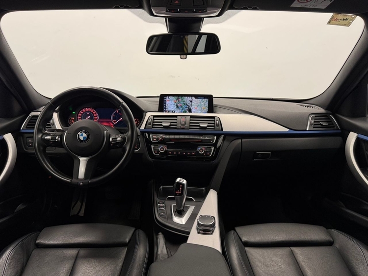 BMW Serie 3 318D AUTO M foto 10