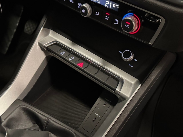 Audi Q3 ADVANCED 35TDI  foto 36