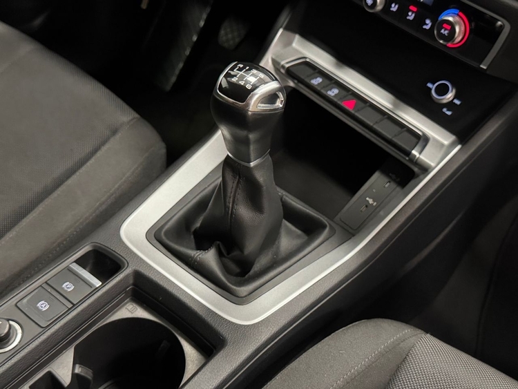 Audi Q3 ADVANCED 35TDI  foto 38